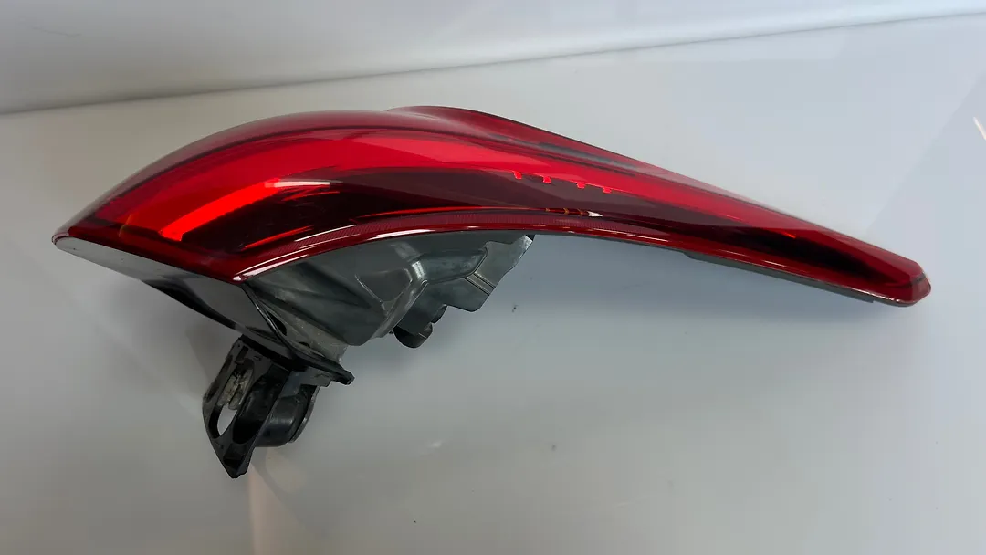 Trunk Light (LH) - 2018 Toyota Highlander SE