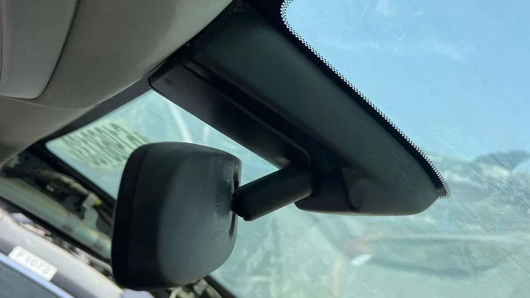 Rear view mirror - 2019 GMC Acadia