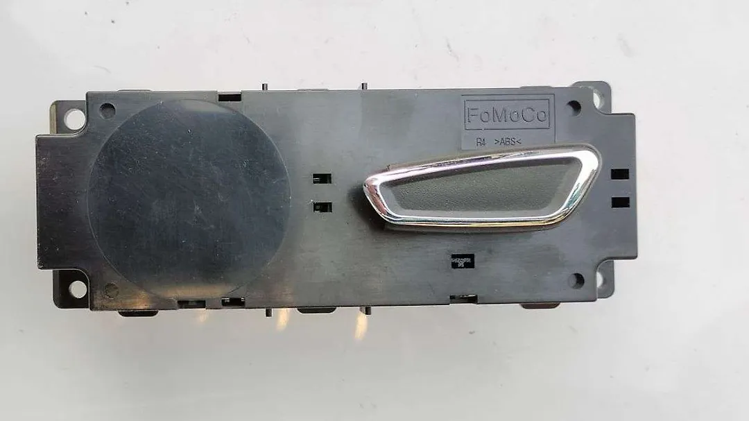 Seat Adjust Control Switch RH  - 2015 Ford Edge