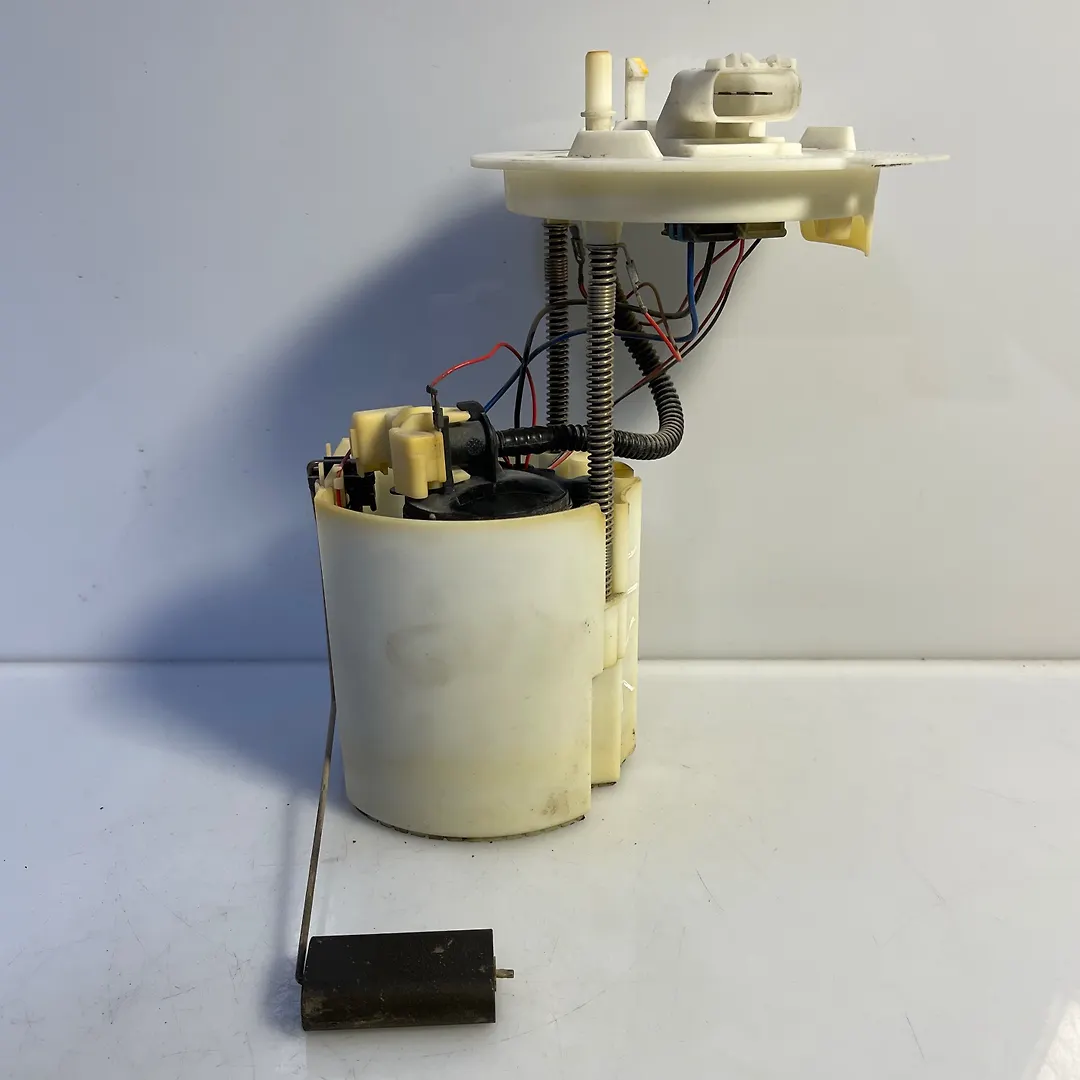 Fuel pump - 2017 Chevrolet Malibu LT (1LT)