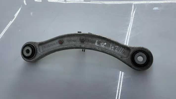 Upper arm (LH) - 2013 Audi Q7