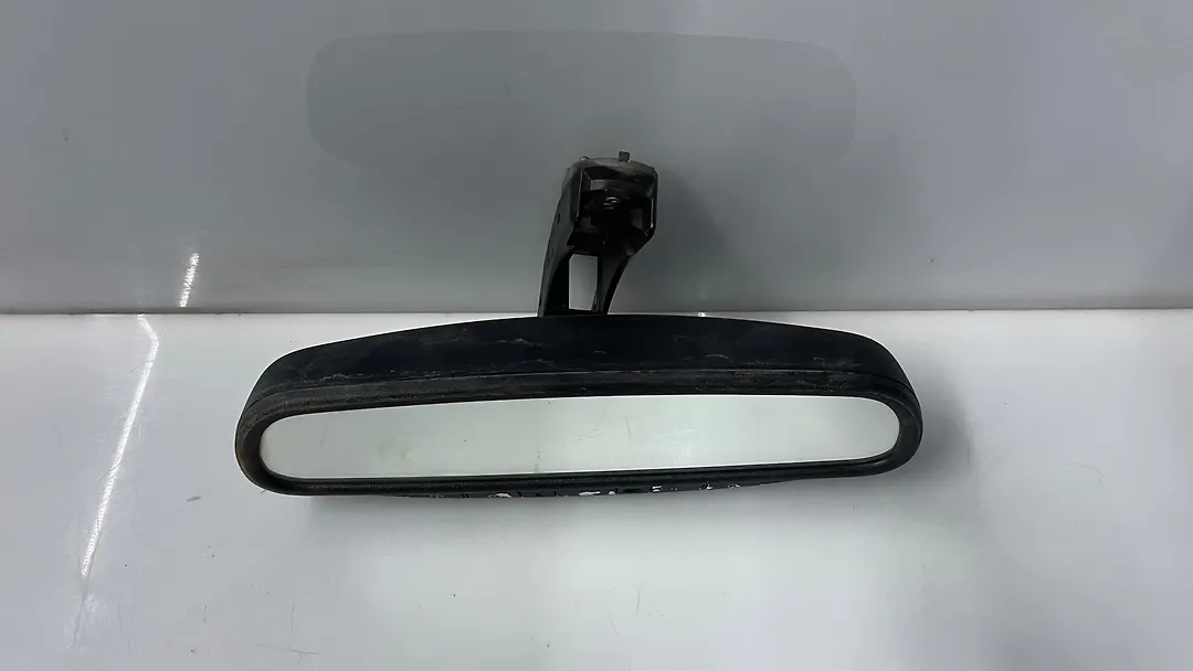 Rear view mirror - 2006 Land Rover LR3