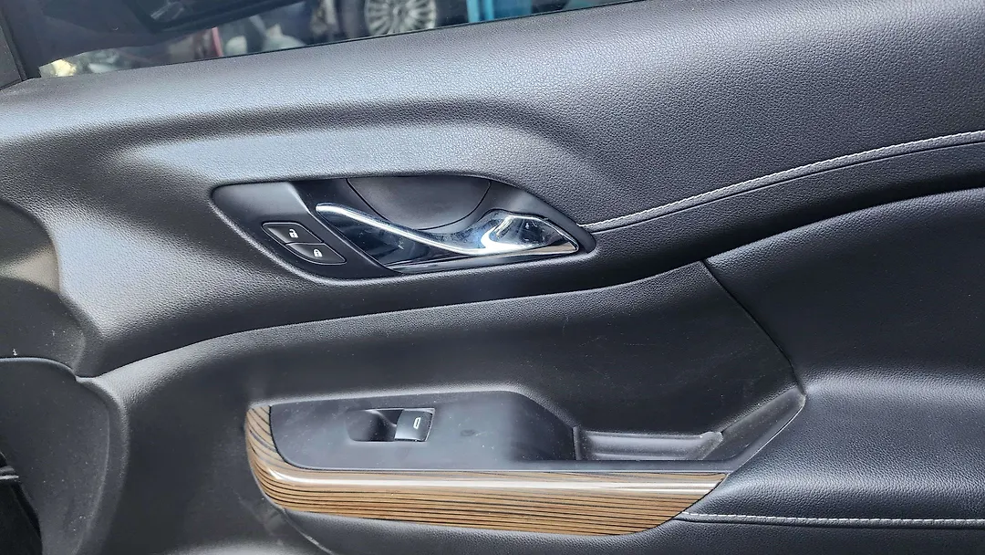 Door (RHF) - 2021 GMC Acadia