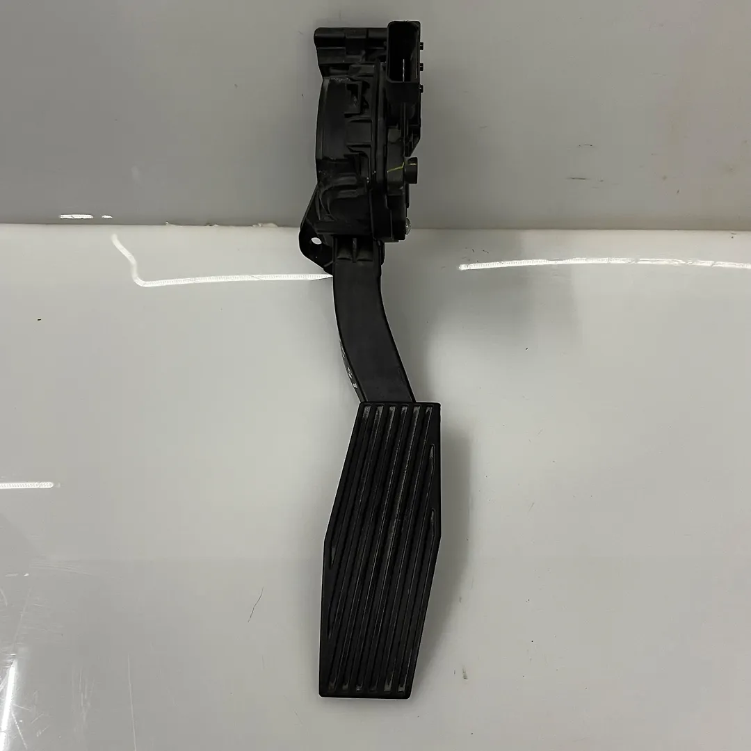 Accelerator pedal - 2015 Chevrolet Impala LT