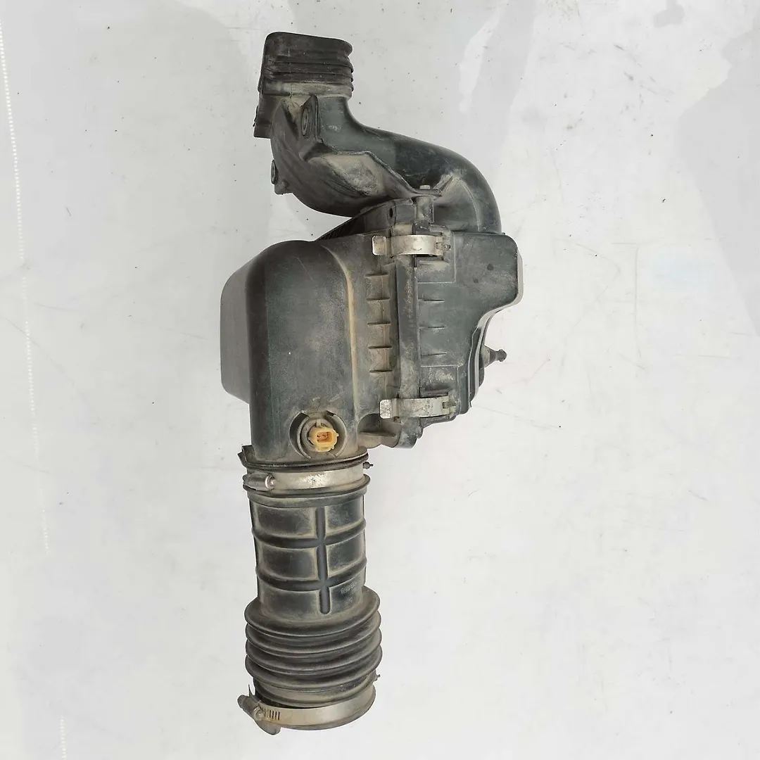 Air cleaner box - 2014 Ford Taurus