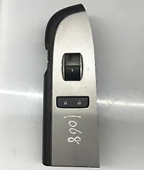 power window switch (RHF) - 2018 Chevrolet SILVERADO