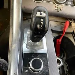 Gear Shift Knob(Automatic) - 2015 Land Rover RANGE ROVER SPORT