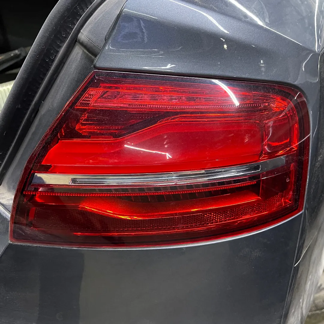 Tail Light (RH) - 2016 Audi A8