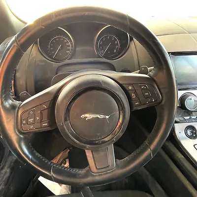 Steering wheel - 2017 Jaguar F-type