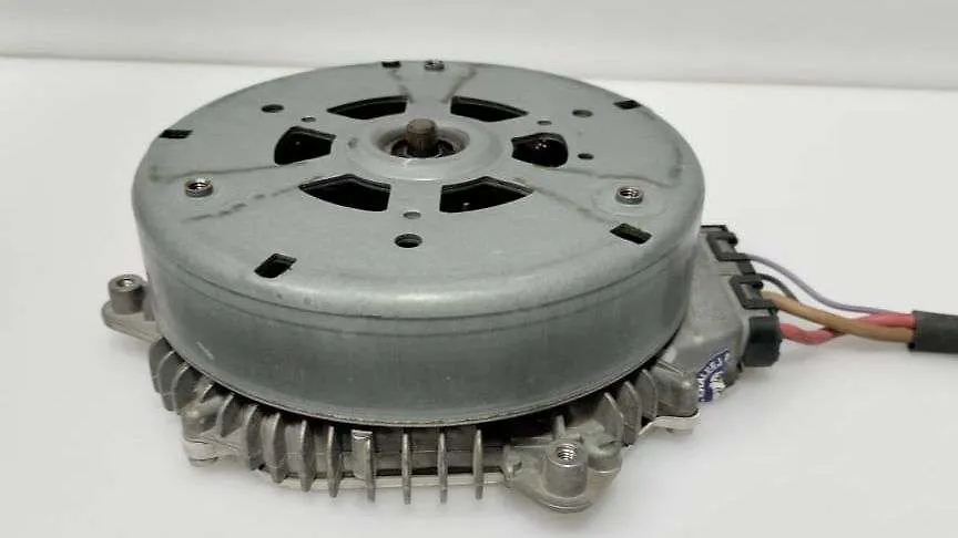 Radiator fan motor - 2016 Chevrolet Camaro
