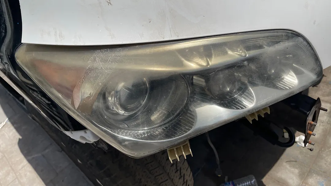 Headlight (RH) - 2013 Infiniti QX56