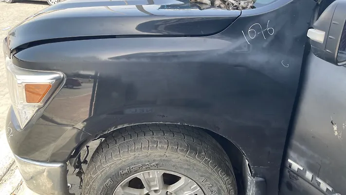 Fender (LHF) - 2018 Nissan Titan