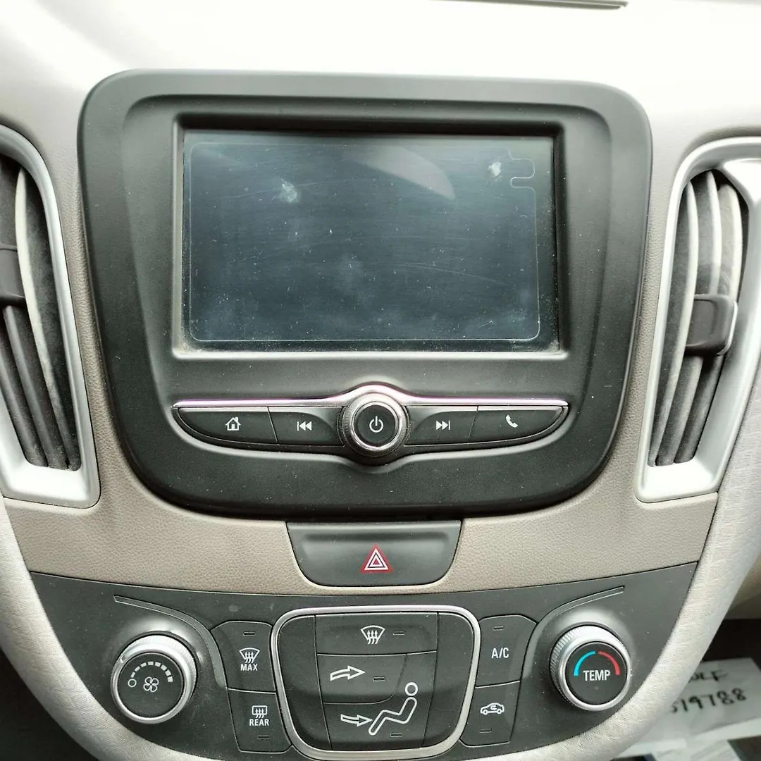 Info/GPS/TV Screen - 2018 Chevrolet Malibu