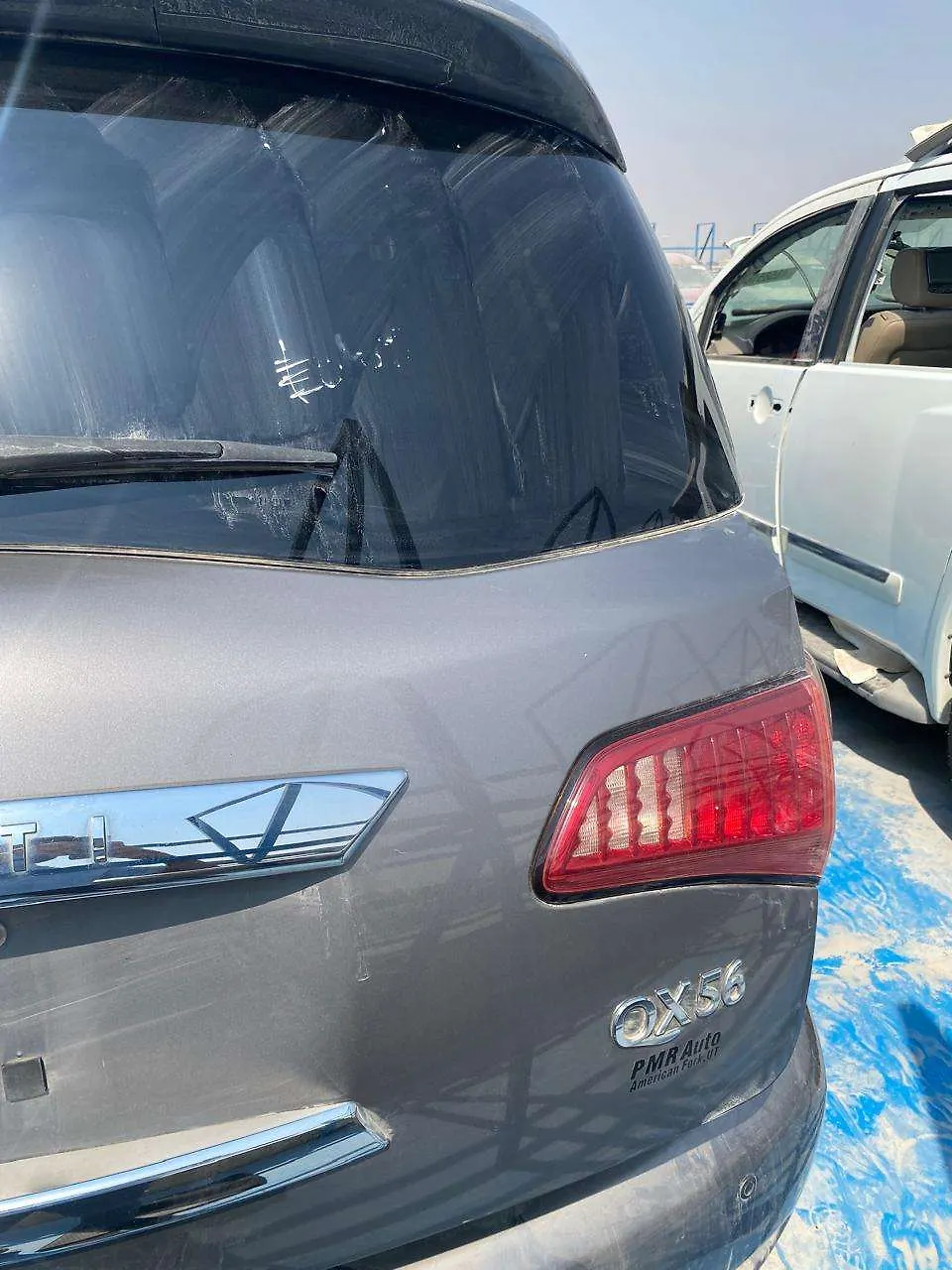 Trunk/hatch/tailgate - 2011 Infiniti QX56