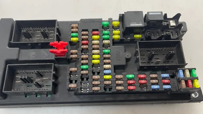 Body Control Module/BCM - 2013 Jaguar XJ