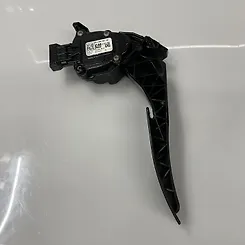 Accelerator pedal - 2014 Chevrolet Impala LTZ