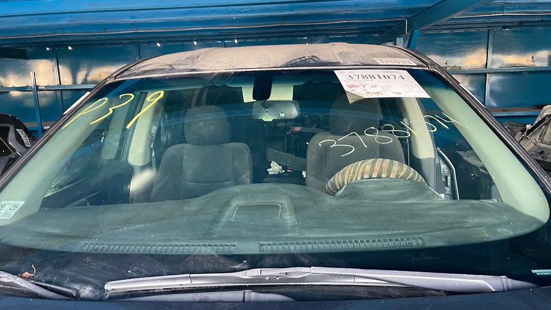 Windshield glass - 2014 Nissan Pathfinder