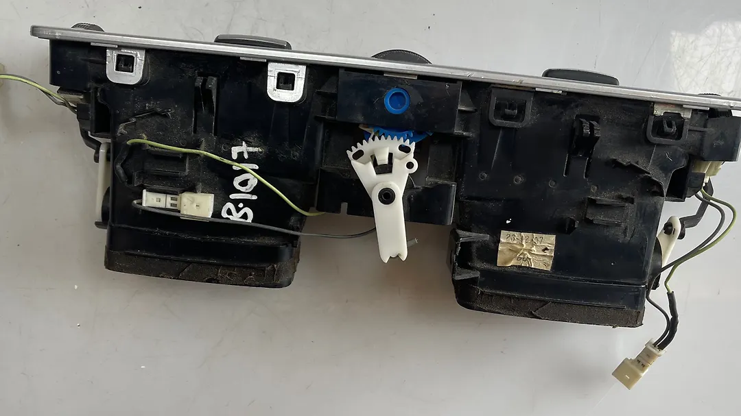 Ac Vent Penal - 2007 Land Rover RANGE ROVER VOGUE