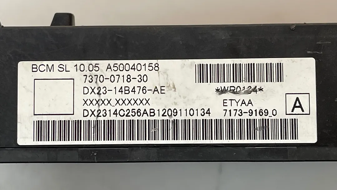 Fuse box - 2013 Jaguar XF