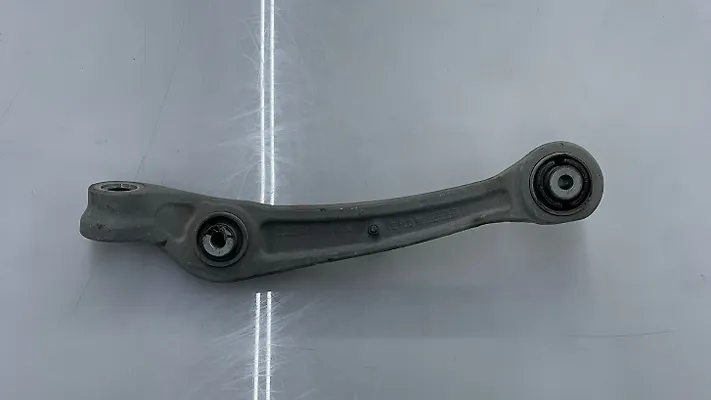 Lower arm (RH) - 2010 Volkswagen Tiguan