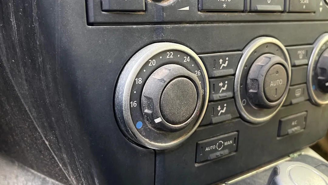AC Switch - 2011 Land Rover LR2
