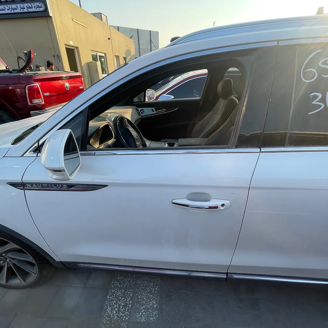 Door (LHF) - 2019 Lincoln Nautilus Reserve