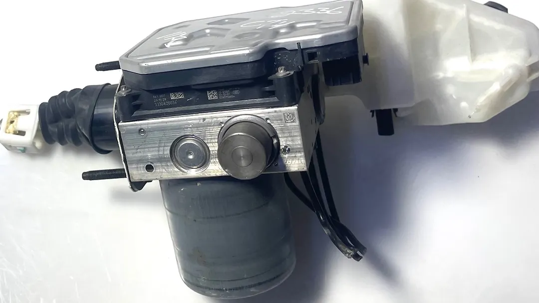 Power brake booster - 2021 Cadillac CT4 Premium Luxury