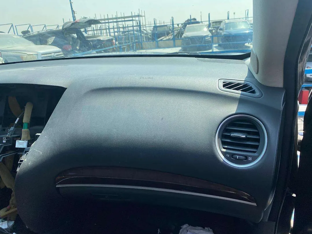 Dashboard  - 2015 Infiniti QX60
