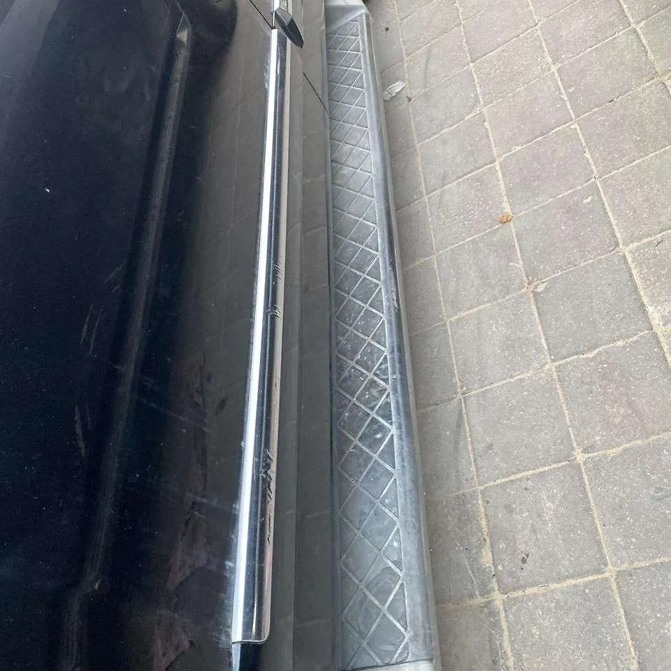 Running board - 2013 Nissan Armada