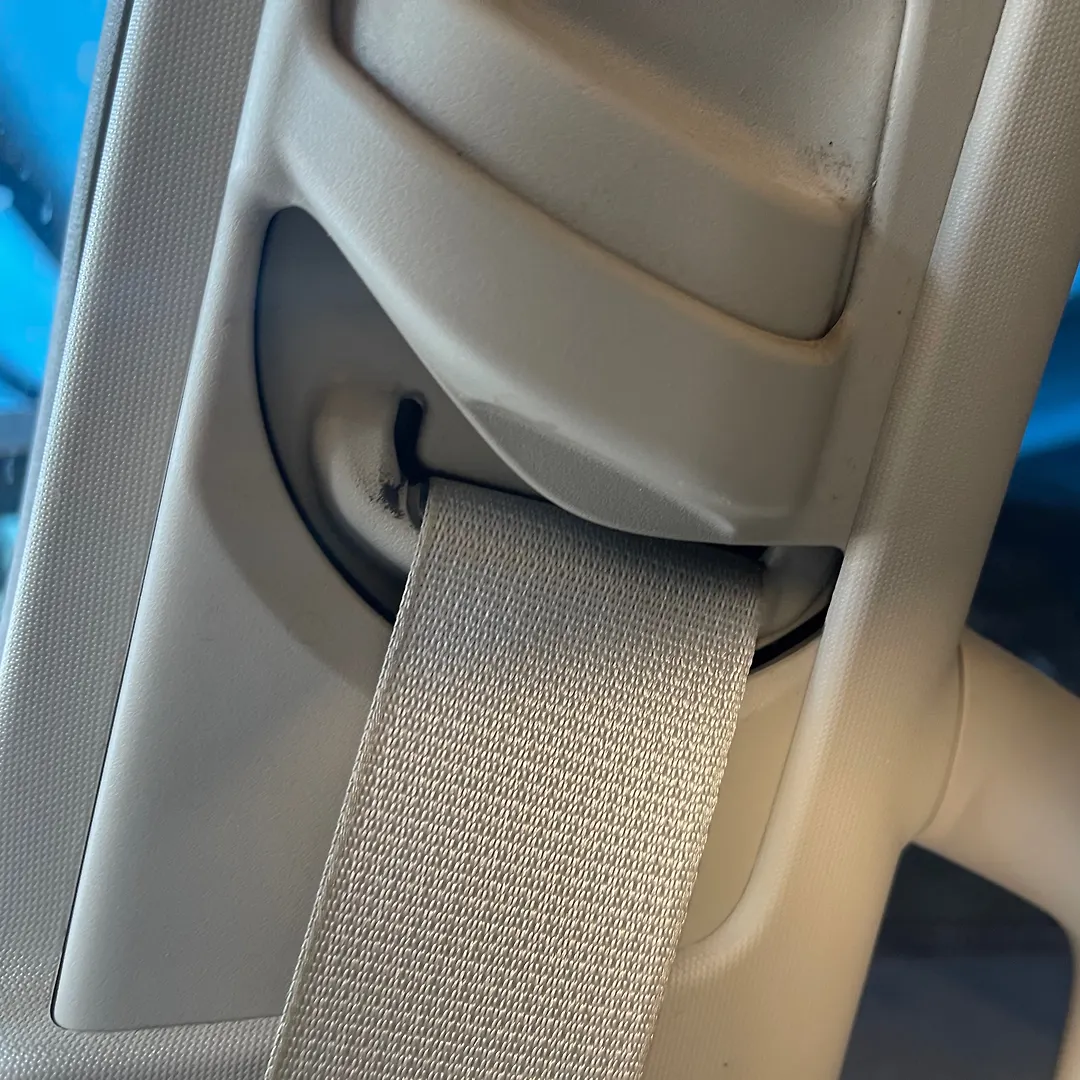 Seat Belt (RHF) - 2017 Toyota Sienna LE