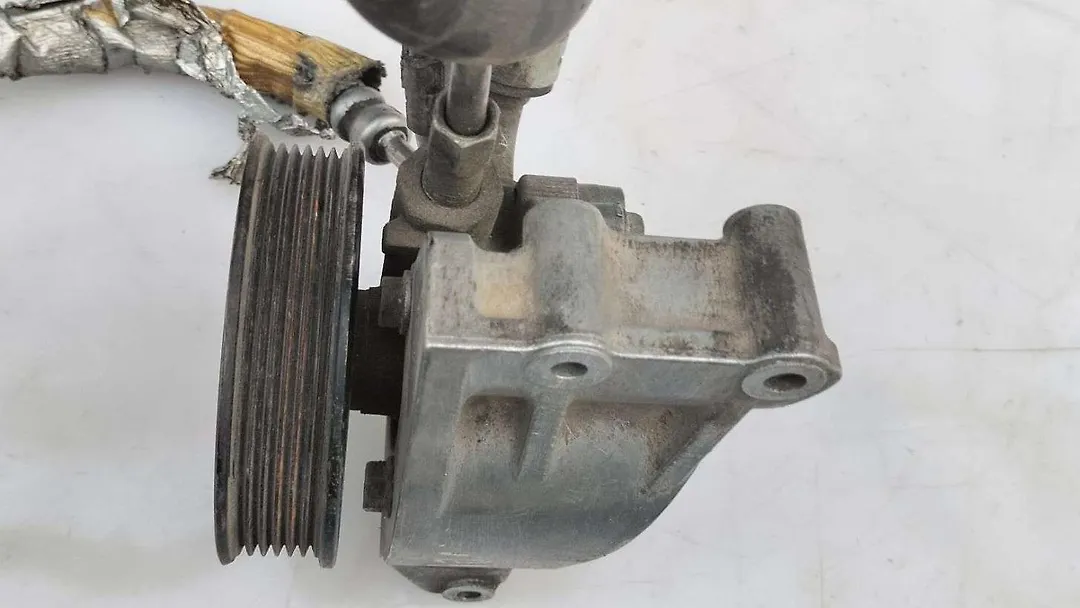 Power steering pump - 2016 Jeep Cherokee