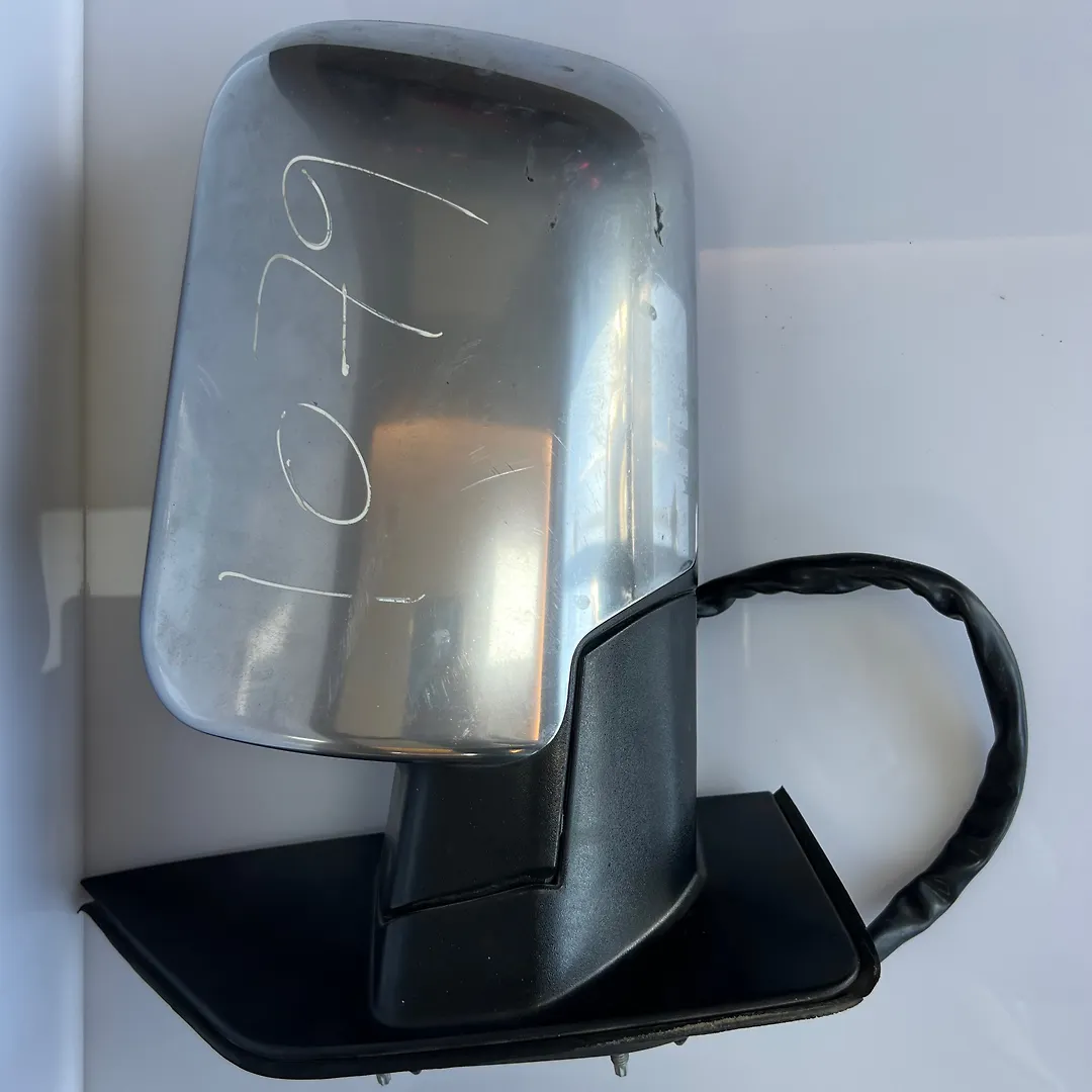 Side Mirror (RH) - 2010 Nissan Armada