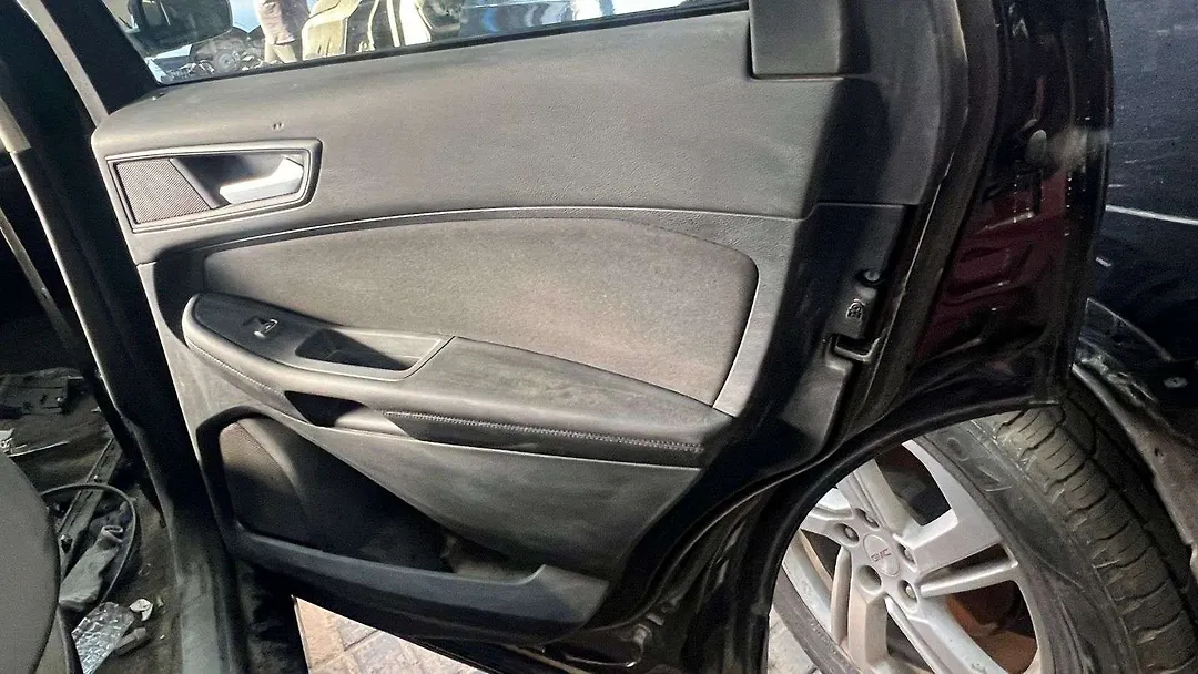 Door (RHB) - 2016 Ford Edge