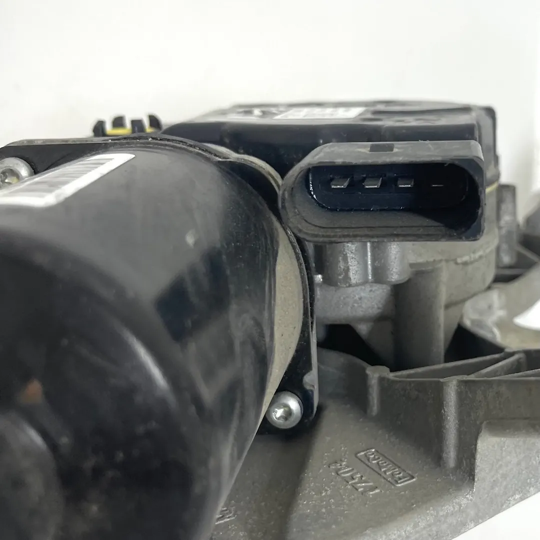 Windshield wiper motor - 2020 Lincoln Corsair Reserve
