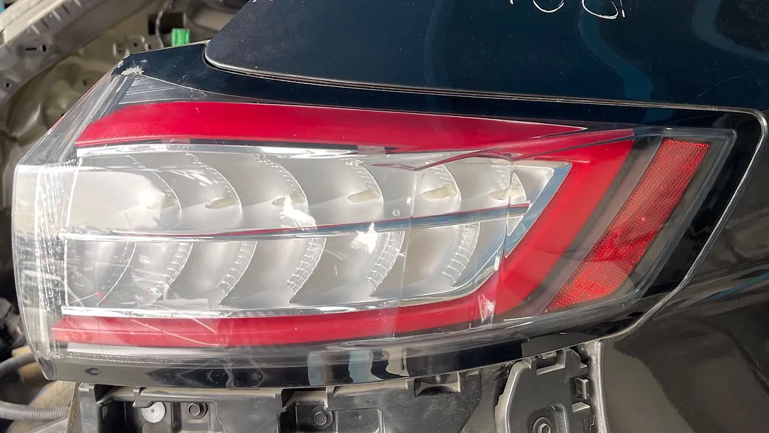 Tail Light (RH) - 2017 Ford Edge SEL