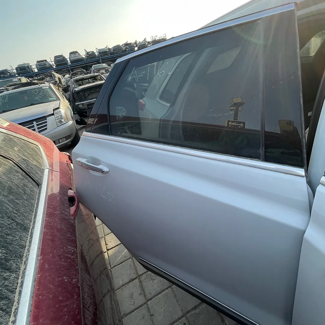 Door (RHB) - 2017 Cadillac XT5