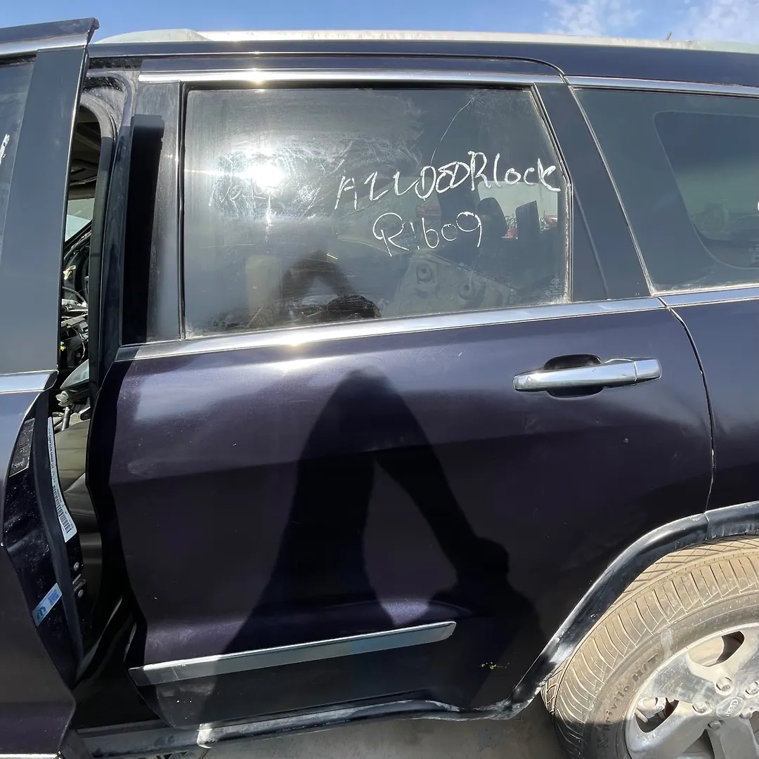 Door (LHB) - 2011 Jeep GRAND CHEROKEE