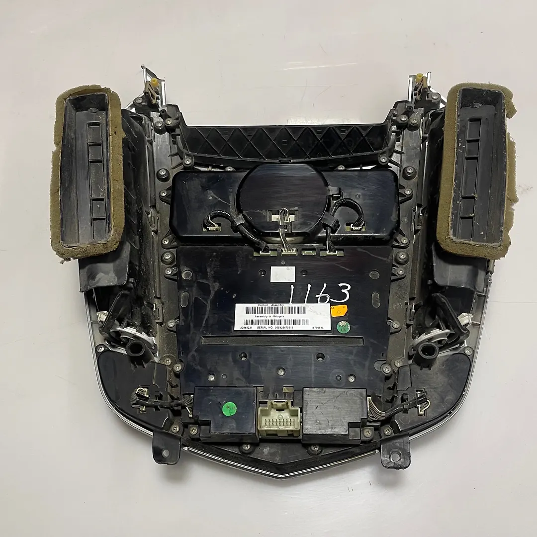 Dash panel - 2010 Cadillac SRX Premium