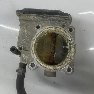 Throttle body - 2010 Nissan Armada