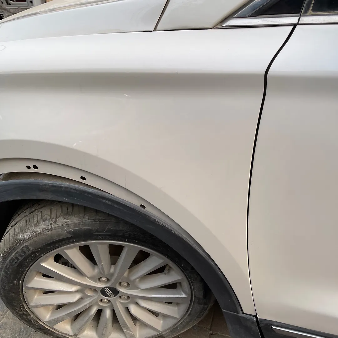 Fender (LHF) - 2019 Lincoln MKC