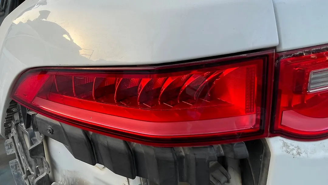 Tail Light (LH) - 2017 Jaguar F-Pace