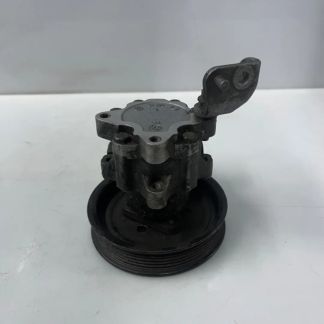 Power steering pump - 2012 Land Rover RANGE ROVER