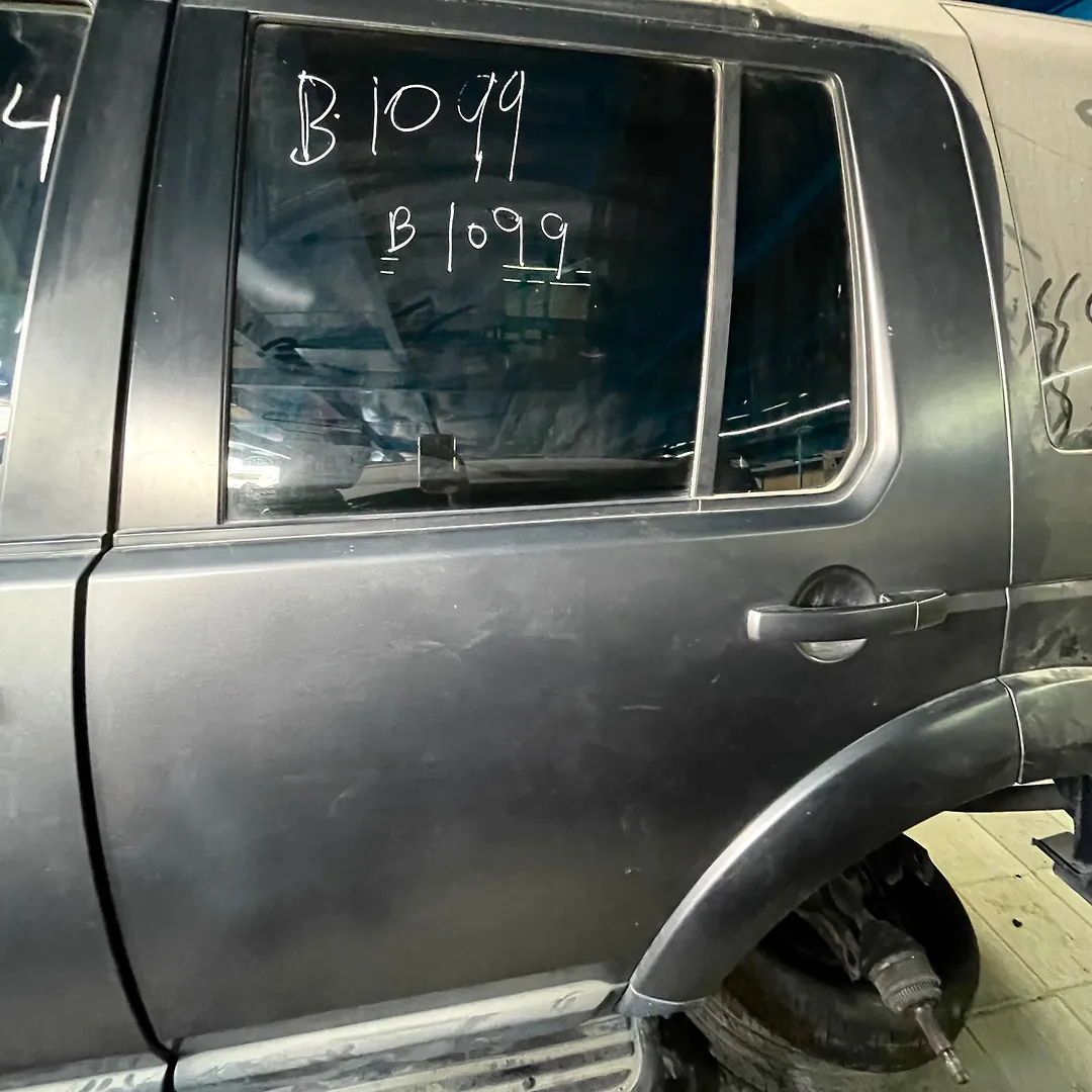 Door (LHB) - 2015 Land Rover LR4