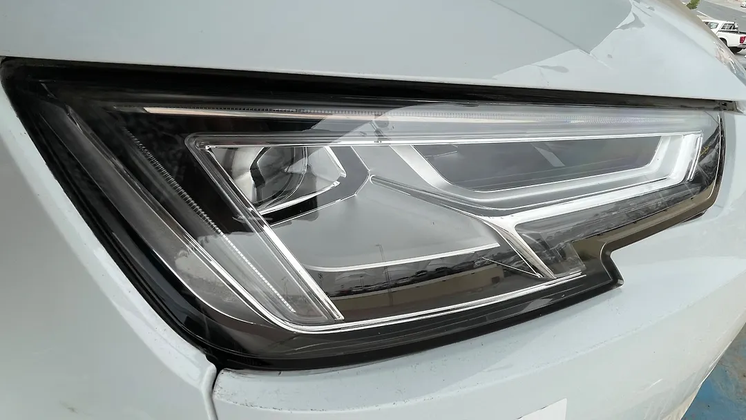 Headlight (RH) - 2017 Audi A4