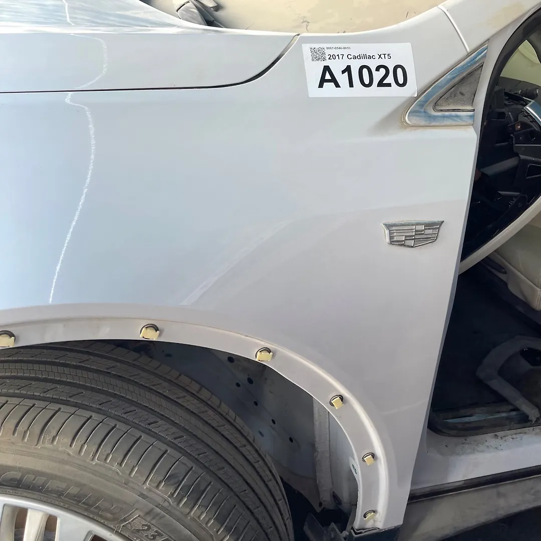 Fender (LHF) - 2017 Cadillac XT5