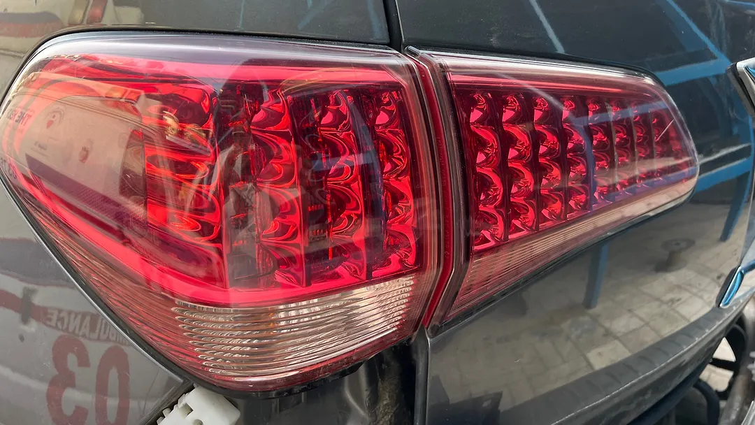 Tail Light (LH) - 2014 Infiniti QX80 SUV