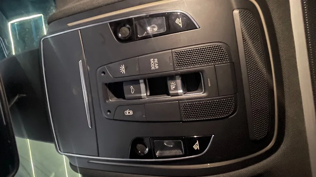 Overhead Console - 2013 Audi A8 L