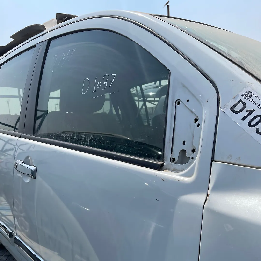 Door (RHF) - 2014 Nissan Armada SUV