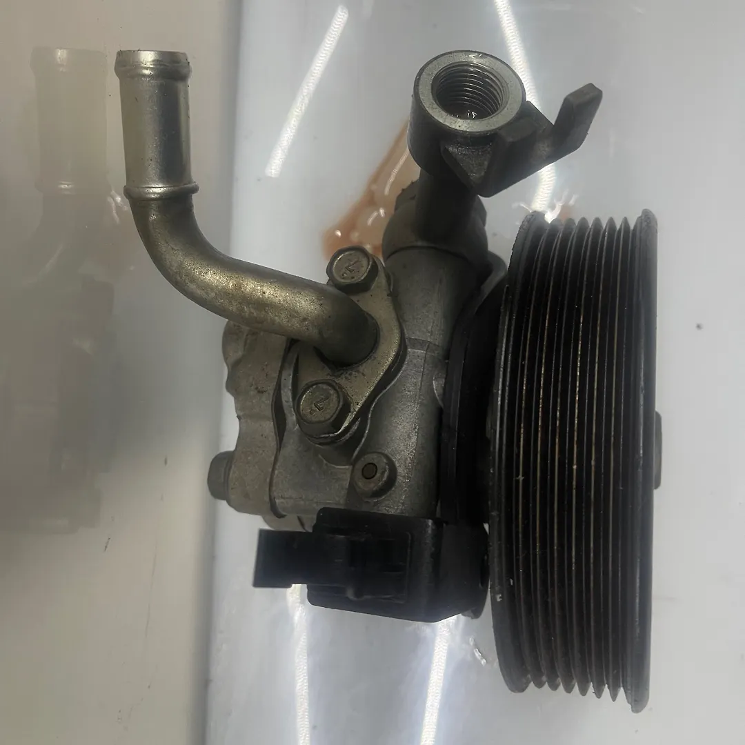 Power steering pump - 2014 Nissan Pathfinder