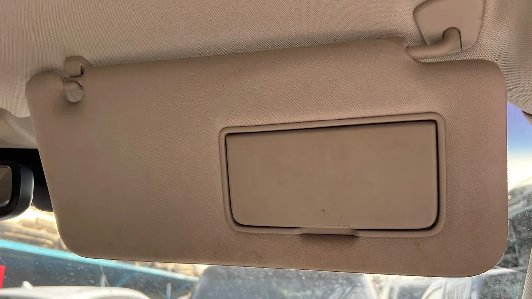 Sun visor - 2014 Infiniti QX80 SUV